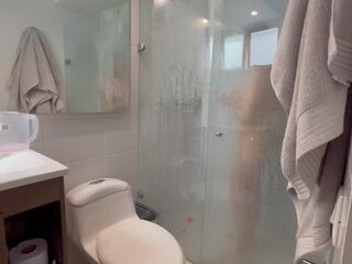А грандиозен баня с на почистване приятелка от мой къща: hd секс 0a