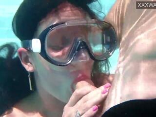 Minnie manga και eduard σπέρμα σε ο κολυμπώντας πισίνα: x βαθμολογήθηκε βίντεο 72