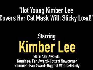 훌륭한 젊은 kimber 남자 이름 covers 그녀의 고양이 마스크 와 어려운.