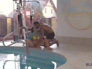 Black4k seksi kanssa uinti valmentaja, vapaa hd porno 0c